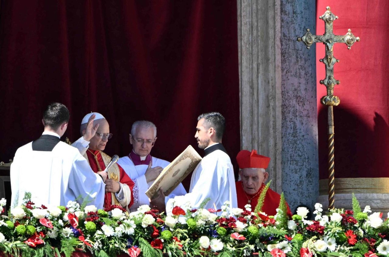 Urbi et Orbi, el Papa: Que callen las armas y cambien los corazones