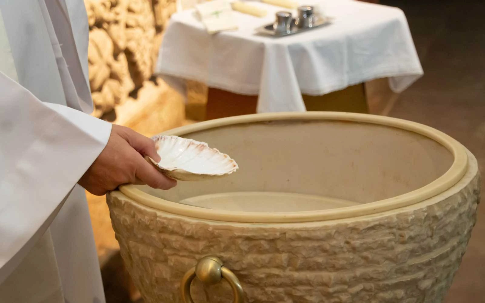 Francia: Más de 20.000 bautismos en Pascua revelan una «sed de Dios»