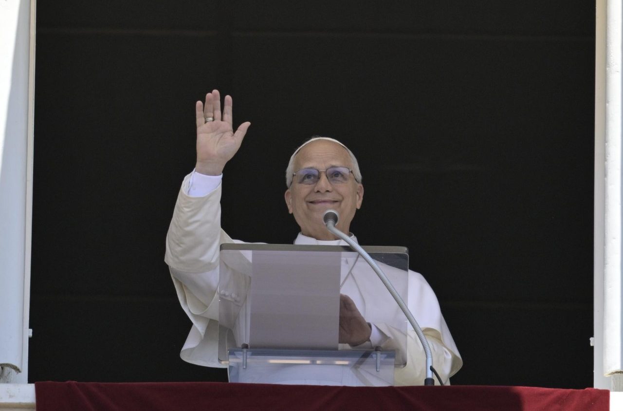 Ángelus del Papa: La vida de Dios es maravillosa y cautivadora, da paz en la alegría del Espíritu