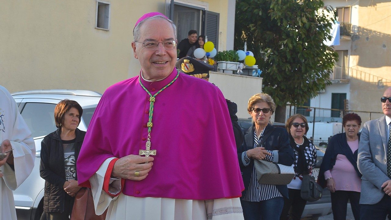 El arzobispo de Pompeya: un don especial celebrar con el Papa el primer año de pontificado