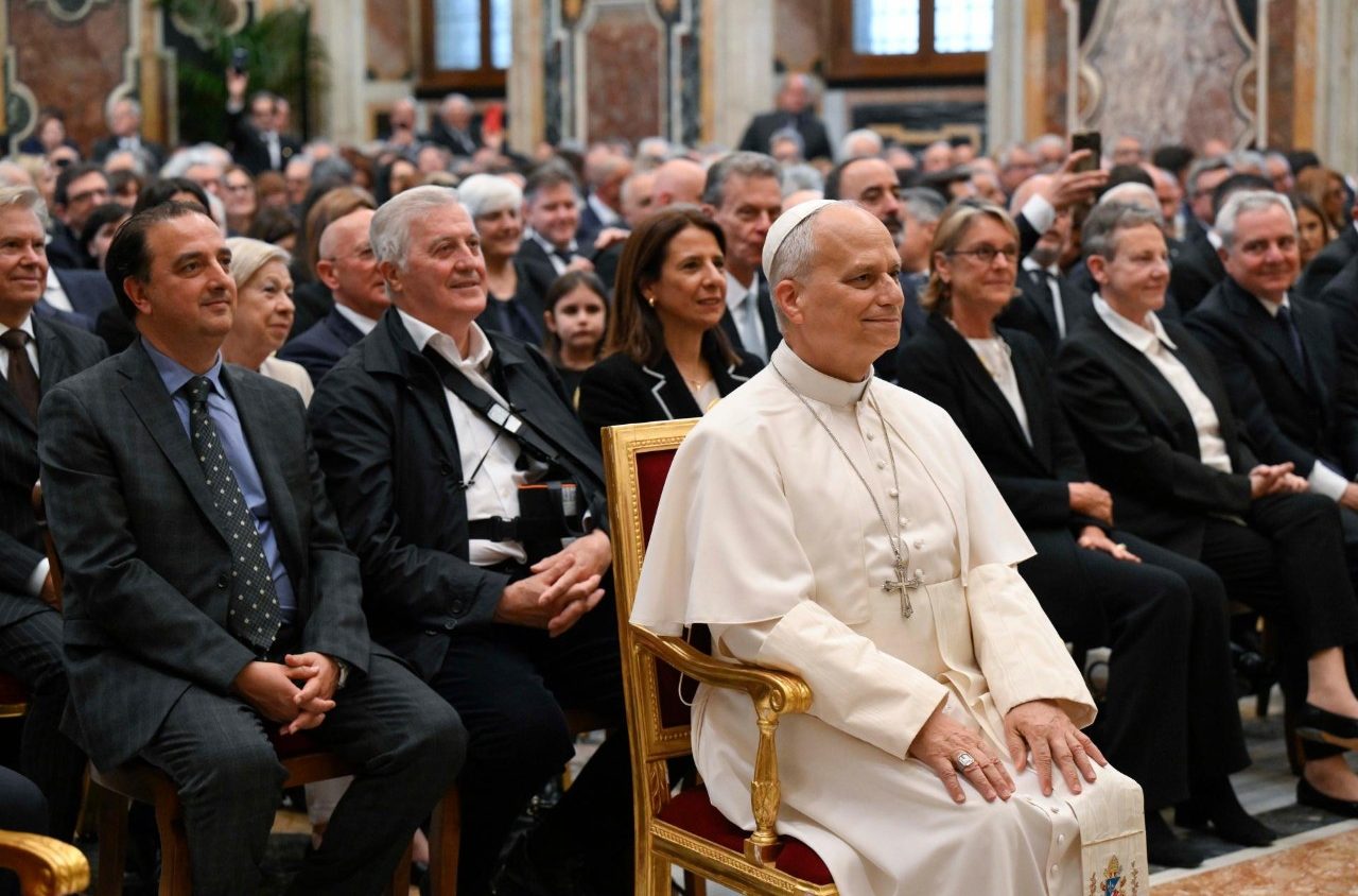 El Papa a los banqueros: hagan de la caridad el criterio rector de sus decisiones