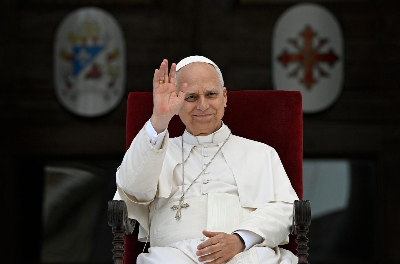 El Papa a los napolitanos: Que el mal no abrume el anhelo de vida, justicia y paz