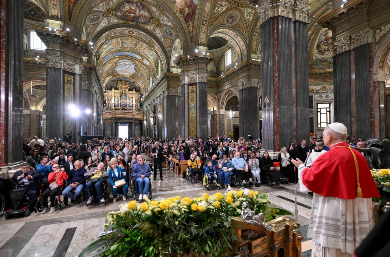 El Papa en Pompeya: ¡Cuántas bendiciones nos ha concedido el Señor hoy!