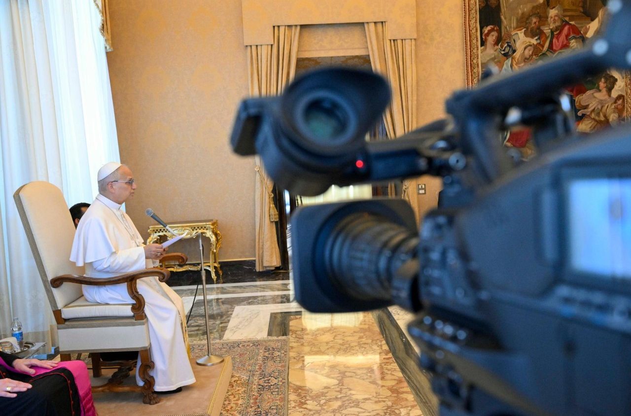 El Papa pide recuperar el valor de la humanidad ante el auge de los chatbots