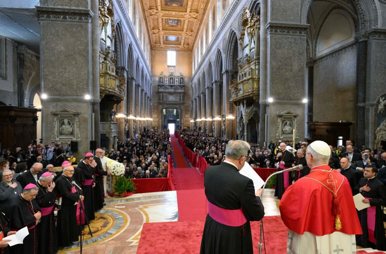 El Papa: Sean para esta Iglesia y ciudad, testigos de Cristo y sembradores del futuro