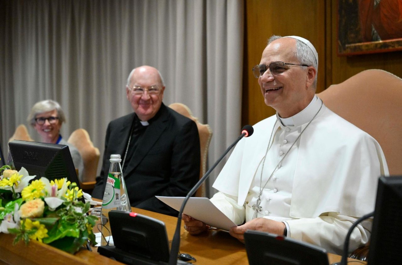 León XIV: los líderes laicos de la Iglesia deben fomentar la apertura y la comunión