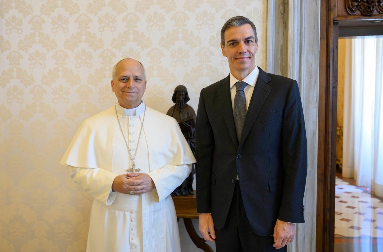 León XIV se reúne con el Presidente del Gobierno de España
