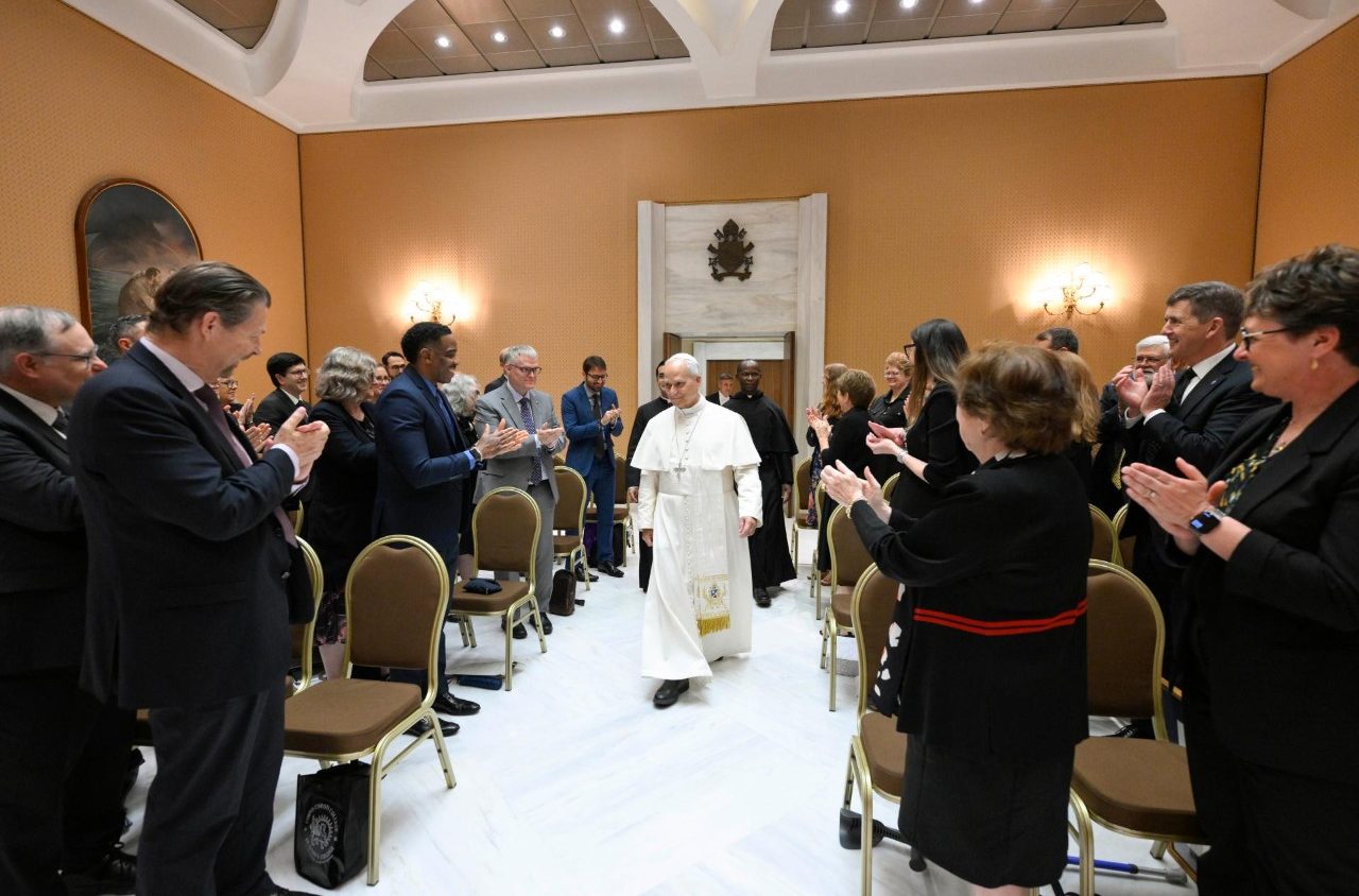 El Papa advierte sobre los riesgos de la IA en la educación