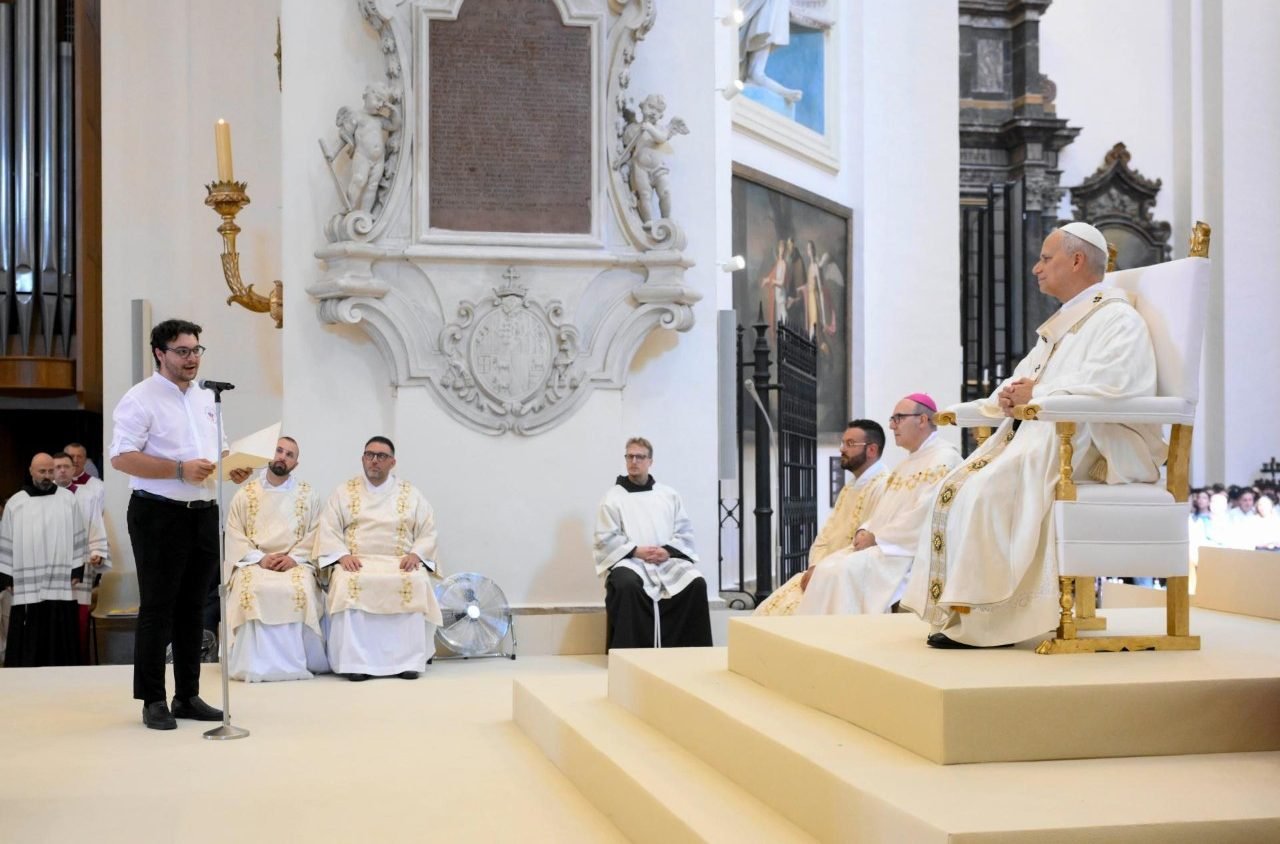 El agradecimiento de los jóvenes al Papa: «Hoy nos sentimos Iglesia»