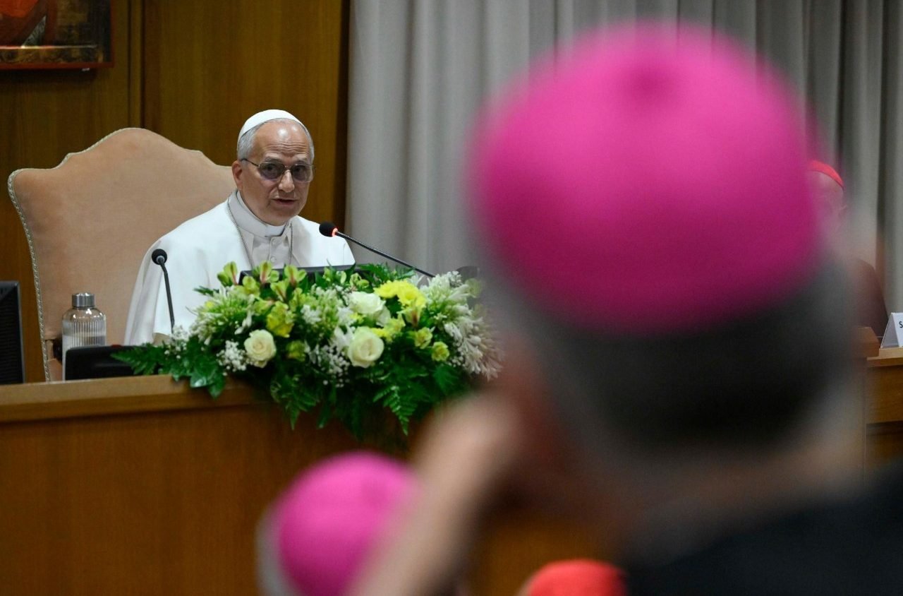 El Papa: Para construir la paz, desarmar la tecnología y la inteligencia artificial