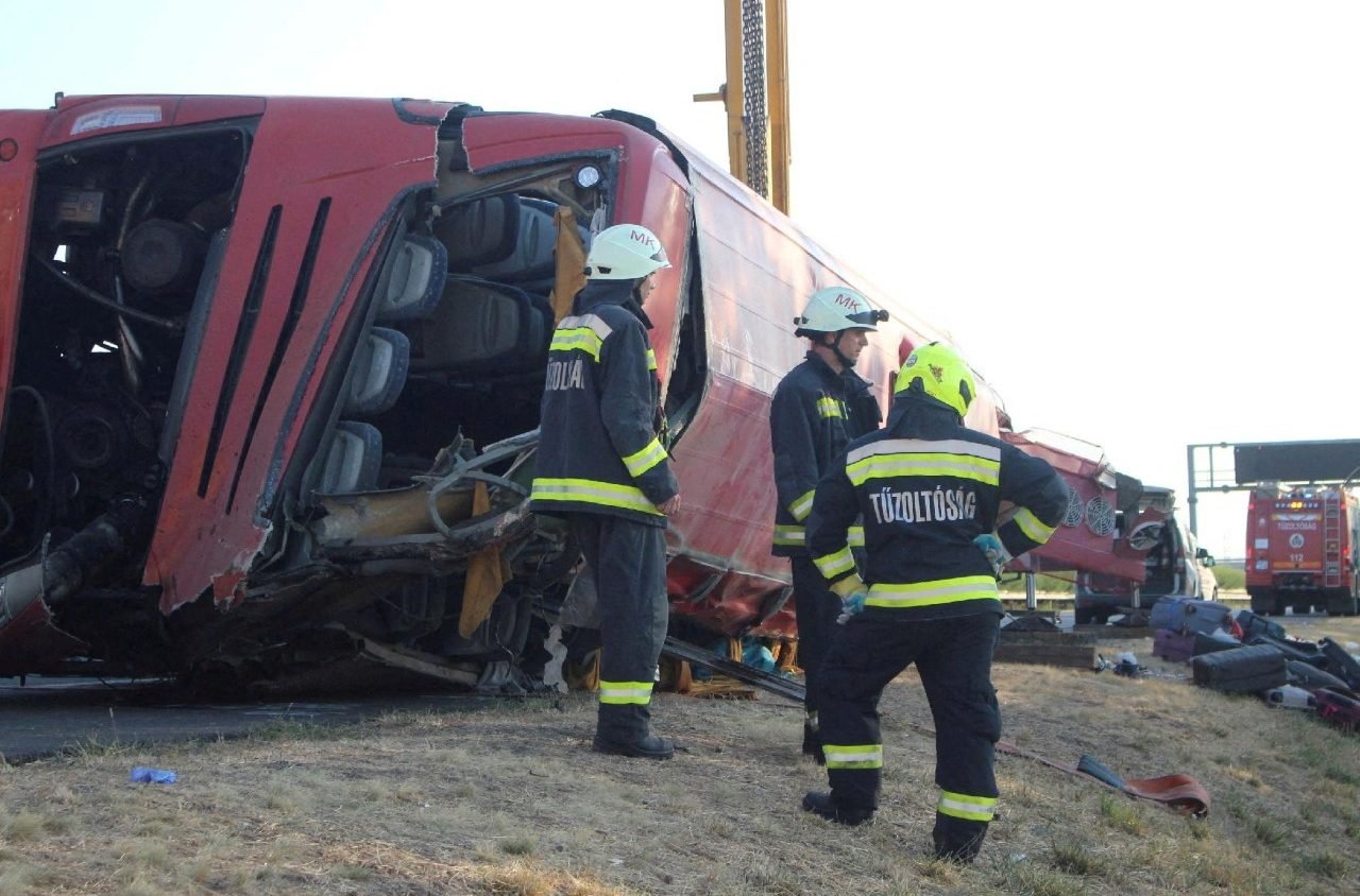 El Papa reza por los peregrinos polacos fallecidos en un accidente en Hungría