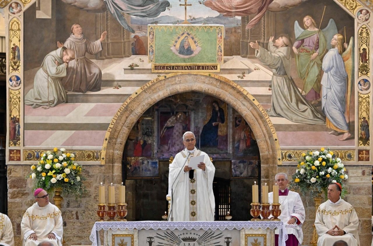 León XIV: La revolución del Evangelio derriba los muros que separan
