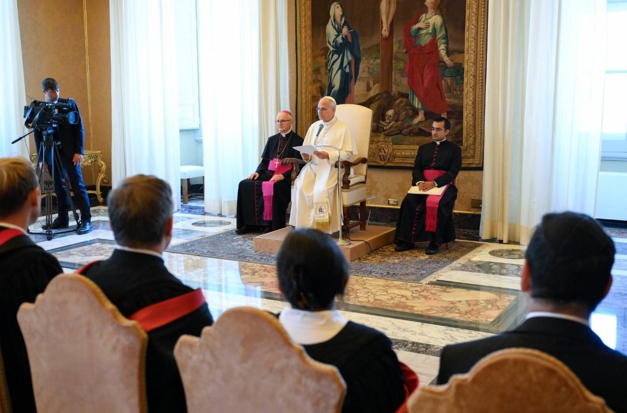 El Papa: “El valor de la educación se mide en función de la dignidad humana”