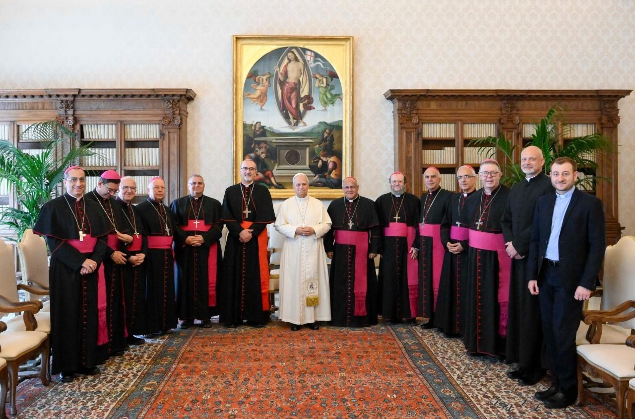 León XIV: En medio de conflictos, la Iglesia debe dar testimonio de esperanza
