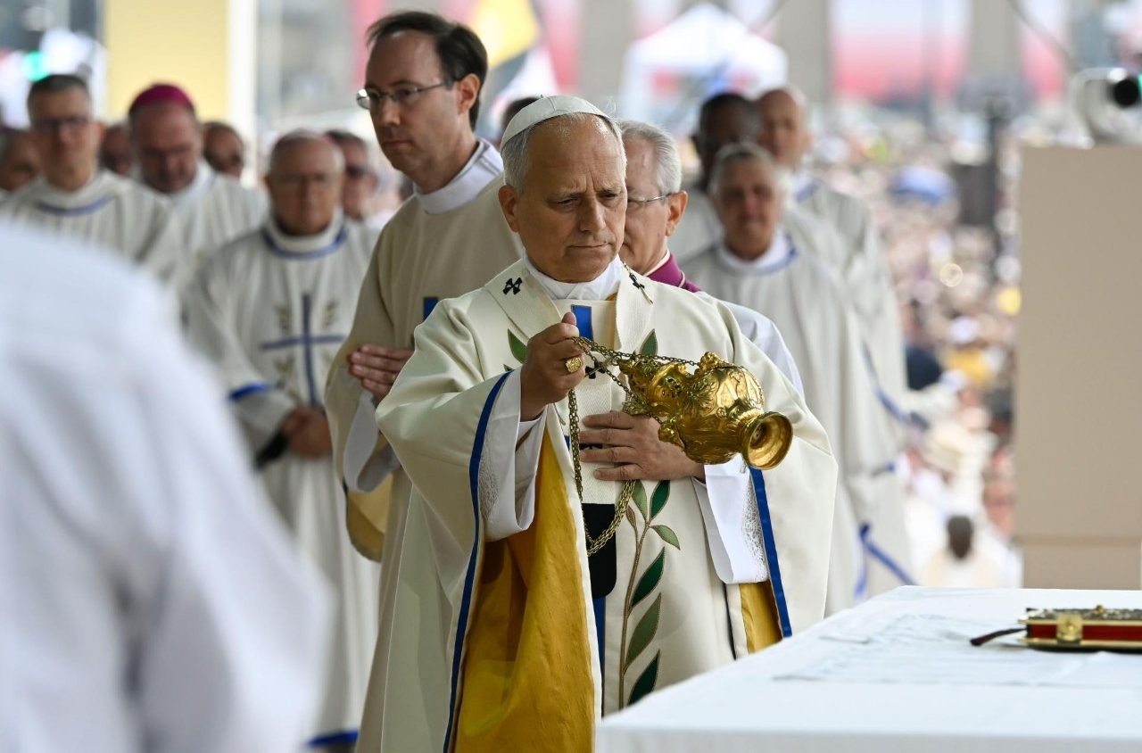 León XIV invita a Francia a saciar su sed en Cristo y ser fuente de esperanza