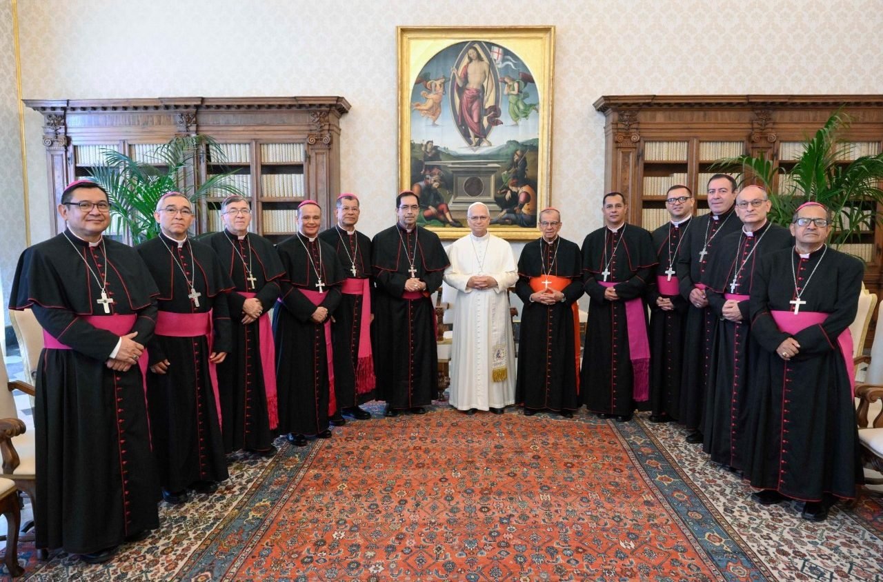 León XIV se reúne con obispos de El Salvador en visita ad limina